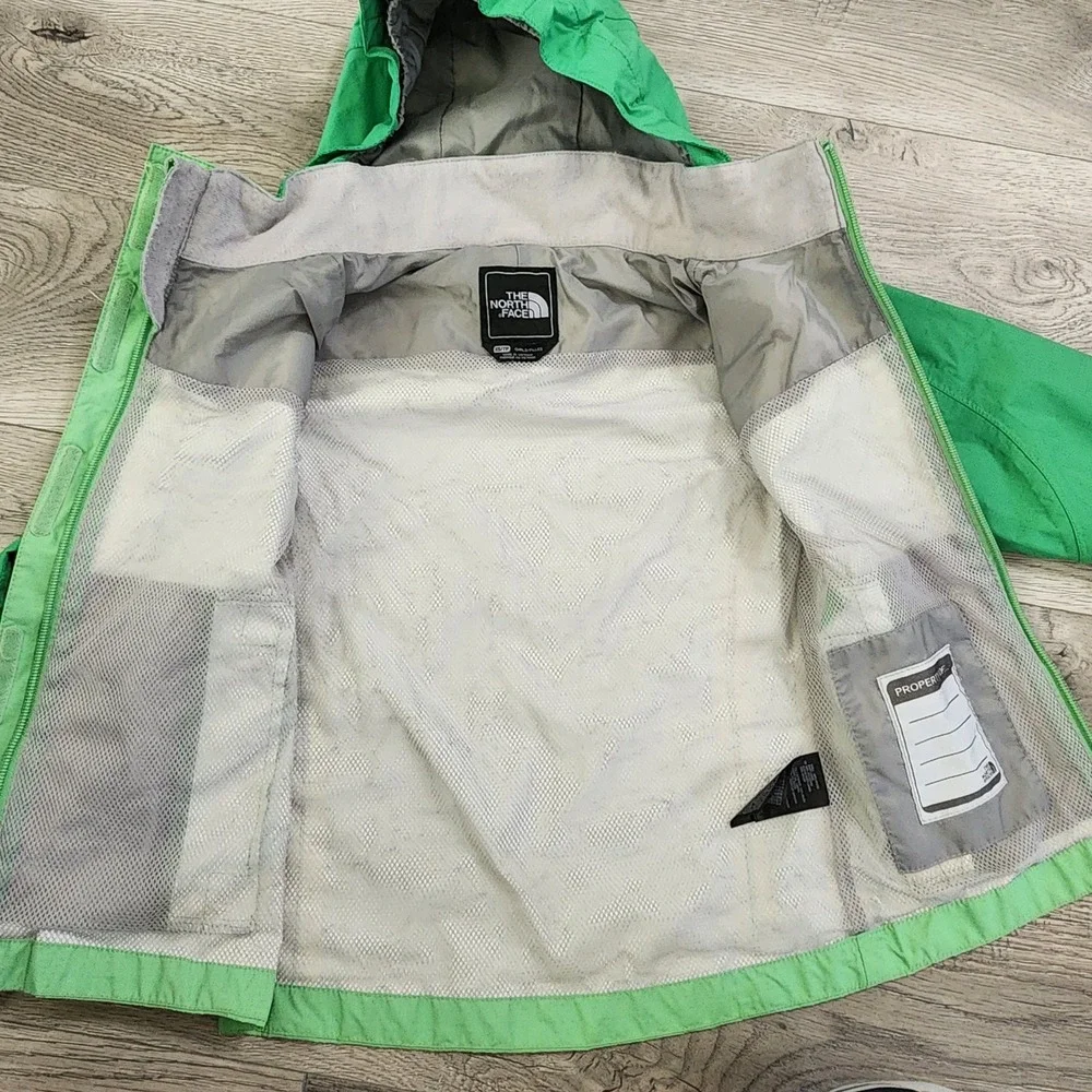 THE NORTH FACE‎ Girls Size XS lightweight hooded Jacket Green Windbreaker